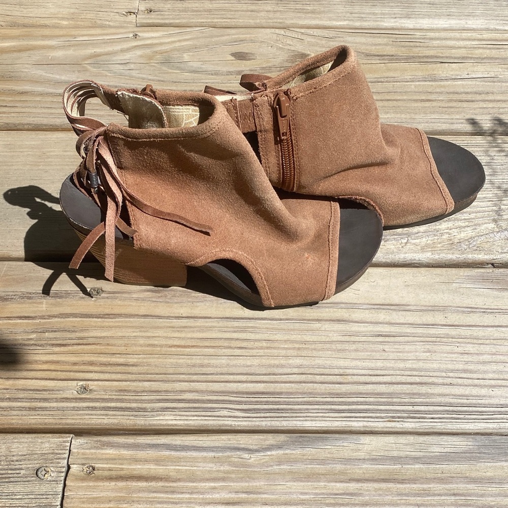 Free Spirit Brown Heeled Boots Size 6.5
